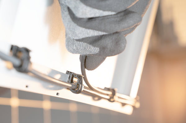 Edge Fastening Cable Clips